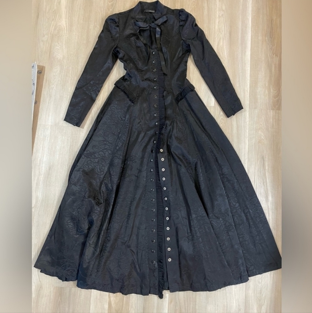 Rare Lip Service Exit To Eden Black Satin Long Lost Coat Keyhole Victorian - Picture 9 of 15